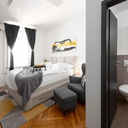 Eden Old Town 2 Апартаменты