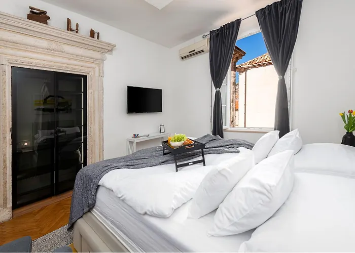 Appartement Eden Old Town 2 *